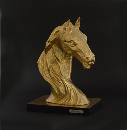 Edoardo Tasca "Cavallo" 
multiplo-scultura in ceramica dorata
h cm 30
Timbrata s