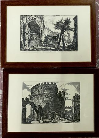 Gruppo di cinque incisioni da Piranesi raffiguranti scorci con rovine (cm 47x32