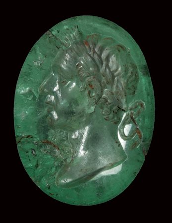 A very fine roman emerald intaglio. Bust of a ruler. 