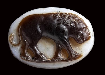 A fine late Roman sardonyx cameo. Lion.