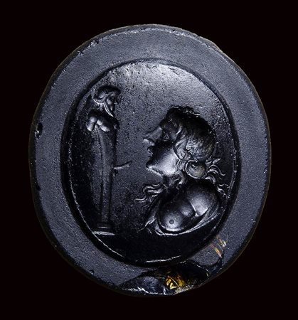 A neoclassical dark glass impression. Erotic allegory.