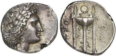Bruttium, Croton, Nomos, ca. 300 BC; AR (g 7,37; mm 21; h 4); Laureate head...