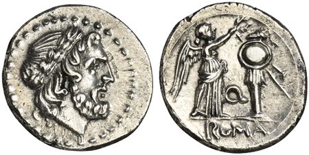 Q series, Victoriatus, Apulia, ca. 211-210 BC; AR (g 3,15; mm 17; h 3);...
