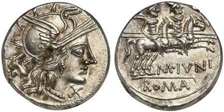 M. Junius Silanus, Denarius, Rome, 145 BC; AR (g 3,85; mm 18; h 3); Helmeted...