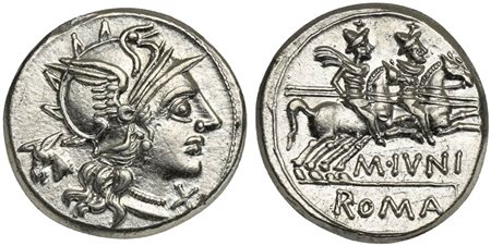 M. Junius Silanus, Denarius, Rome, 145 BC; AR (g 4,15; mm 19; h 3); Helmeted...
