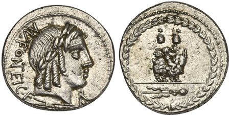 Mn. Fonteius C.f., Denarius, Rome, 85 BC; AR (g 4,08; mm 19; h 9); Laureate...