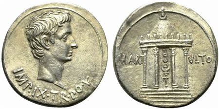 Augustus (27 BC - AD 14), Cistophorus, Pergamum, 19-18 BC; AR (g 11,63; mm...