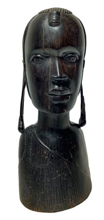 Scultura lignea raffigurante viso di donna con orecchini, Africa. H cm 42,...