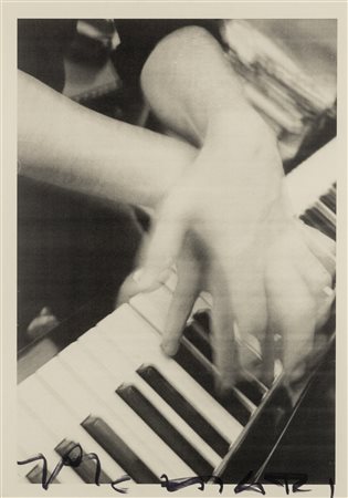  GIUSEPPE CHIARI
Gesti sul piano, 1979