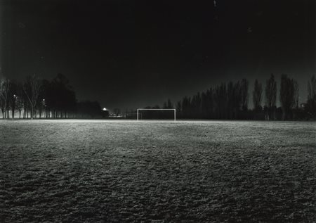 Linda Fregni Nagler (1975)  - Dalla serie "Playground", Campo da calcio, 2012