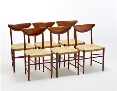 Lotto composto da sei sedie con struttura in legno massello di teak e seduta in