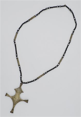 COLLANA CON CROCE DI AGADEZ DATAZIONE: XIX sec. d. C. MATERIA E TECNICA:...