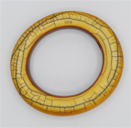 BRACCIALE IBO DATAZIONE: XIX sec. d. C. MATERIA E TECNICA: avorio scolpito...