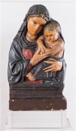 Madonna con Bambino in pietra scolpita policroma. XV/XVI secolo. Vecchia...