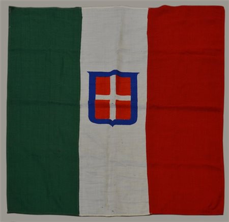 Tricolore sabaudo, stendardo da balcone degli anni '40 del Regno d'Italia (cm 9