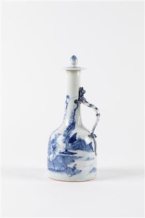 Bottiglia in porcellana bianca e blu, Cina secolo XIX