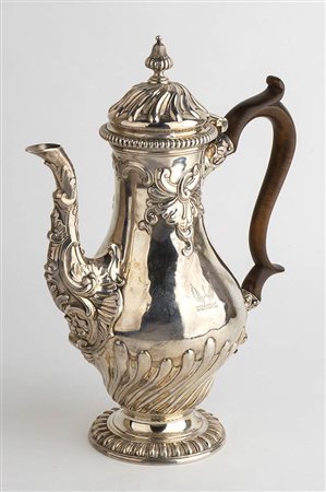 Caffettiera inglese Giorgio III in argento 925/1000 - Londra 1760, argentiere Samuel Courtauld