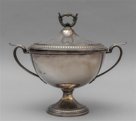 Zuppiera in argento (gr.1000)