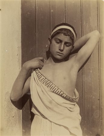 Wilhelm von Gloeden (1856-1931)  - Giovane siciliano in toga, years 1900