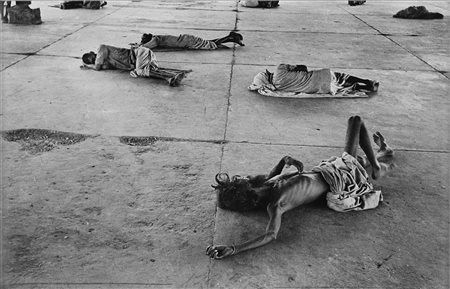 Werner Bischof (1916-1954)  - INDIA. State of Bihar of Patna, 1951