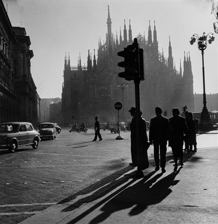 Mario De Biasi (1923-2013)  - Duomo di Milano, years 1960