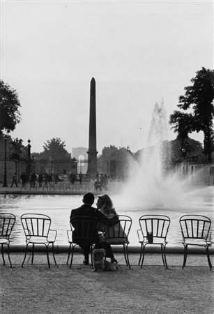 Robert Doisneau (1912-1994)  - Senza titolo (Parigi), years 1960