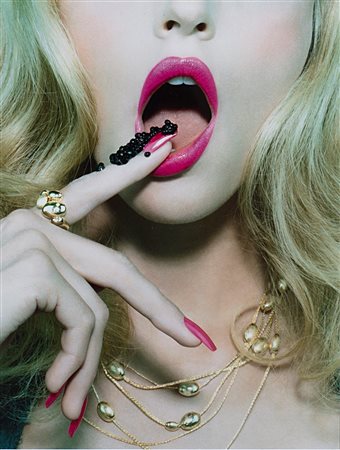 Miles Aldridge (1964)  - The Pure Wonder #1, dal portfolio "Carousel", 2005