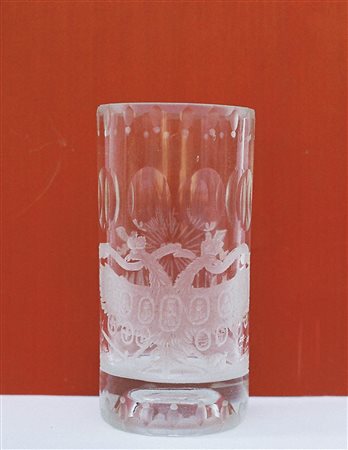 - Bicchiere con aquila bicipite, Ottocento;Altezza 15,5 cm