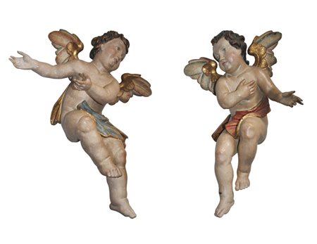 Due angeli barocchi, XVIII sec.;Legno dipinto, altezza 40 cm ciascuno...