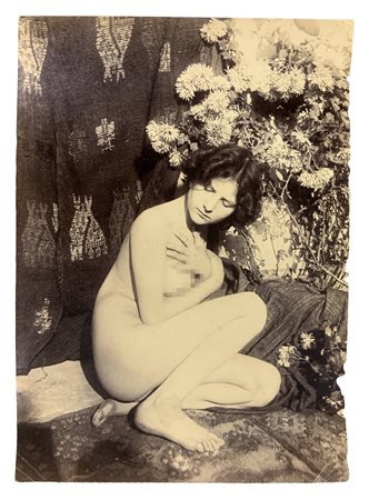 Guglielmo Pluschow (1852-1930), foto all'albumina raffigurante nudo di donna. Timbrata sul retro Guglielmo Pluschow Roma