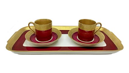 Piccolo servizio caffè tete a tete in porcellana Aofi Porzellan Manufaktur Bavaria,con decorazione in oro e rosso, compo