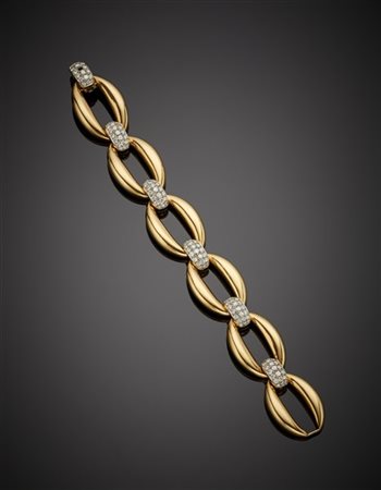 Bracciale in oro giallo, bianco e diamanti per complessivi ct. 2,70 circa, g 77