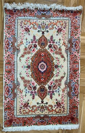 TAPPETO TABRIZ cm 88x126