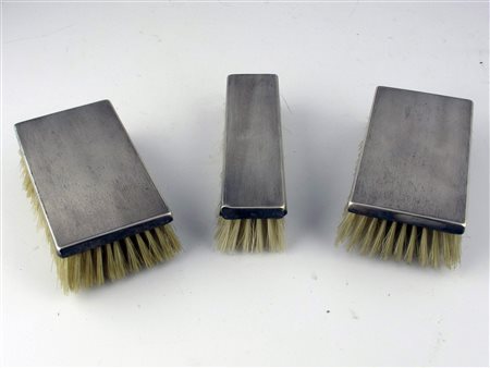 Tre spazzole in argento