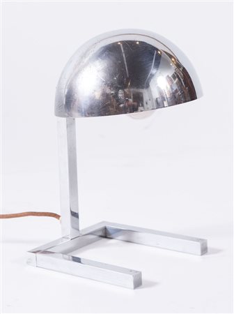 JACQUES ADNET, attr. Lampada in metallo cromato modello n. 407. Prod....