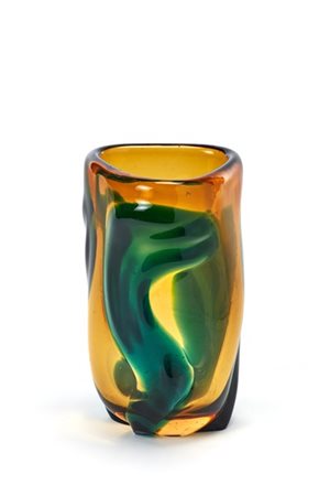 Archimede Seguso (Attribuito)
Vaso a sezione triangolare. Murano, anni '50. Vetr