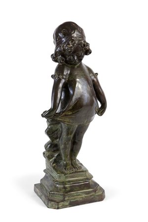 SCULTORE ANONIMO DEL NOVECENTO "Bambinetta" H cm 56 scultura in bronzo patinato