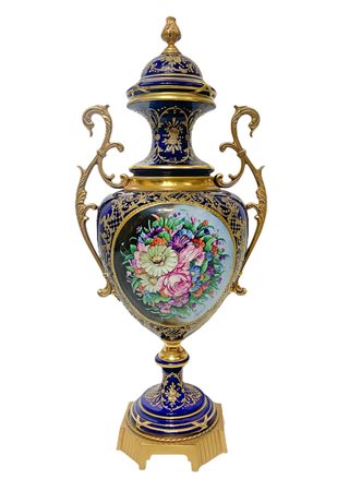 Vaso in porcellana, sevres stile, in colore blu con manici dorati e...