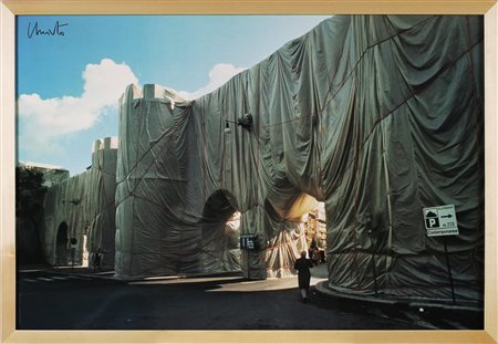 CHRISTO (n. 1935) Senza titolo. Poster. Cm 95,00 x 63,00. Firma in alto a...