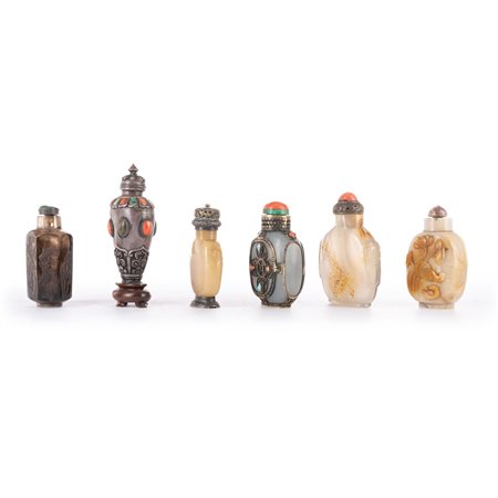 Sei snuff bottles