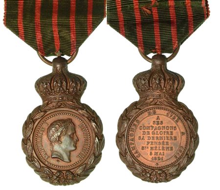 COMMEMORAZIONE DELLE CAMPAGNE 1792-1815., Decorazione in bronzo con anello e nastro d'epoca.