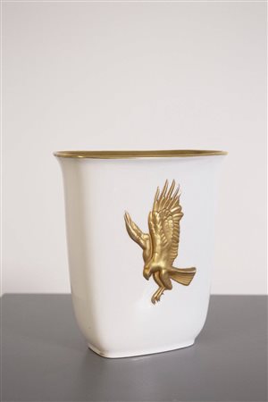 ARRIGO FINZI. Porcelain and golden vase. 50s