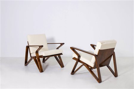 Italian pair of armchairs in walnut and cotton