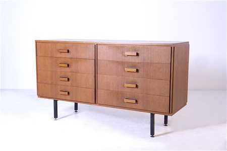 Chest of drawers in wood. ELAM