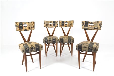 GIANNI VIGORELLI. Four wooden chairs. '50s