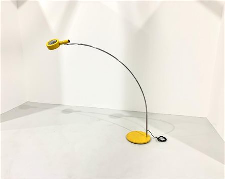 OLUCE. Metal floor lamp. 1970s