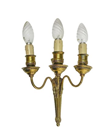 N. 1 applique a tre luci in ottone dorato, stile impero