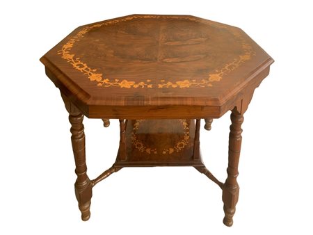 Tavolo ottagonale in legno di palissandro, piano in radica e sottopiano intarsiati.