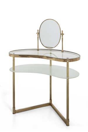 UNA TOILETTE, anni '50<br>Ottone cristallo, 