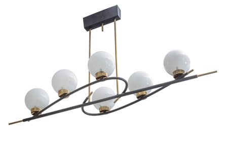 UN LAMPADARIO, anni "60. <br>Ottone, acciaio 